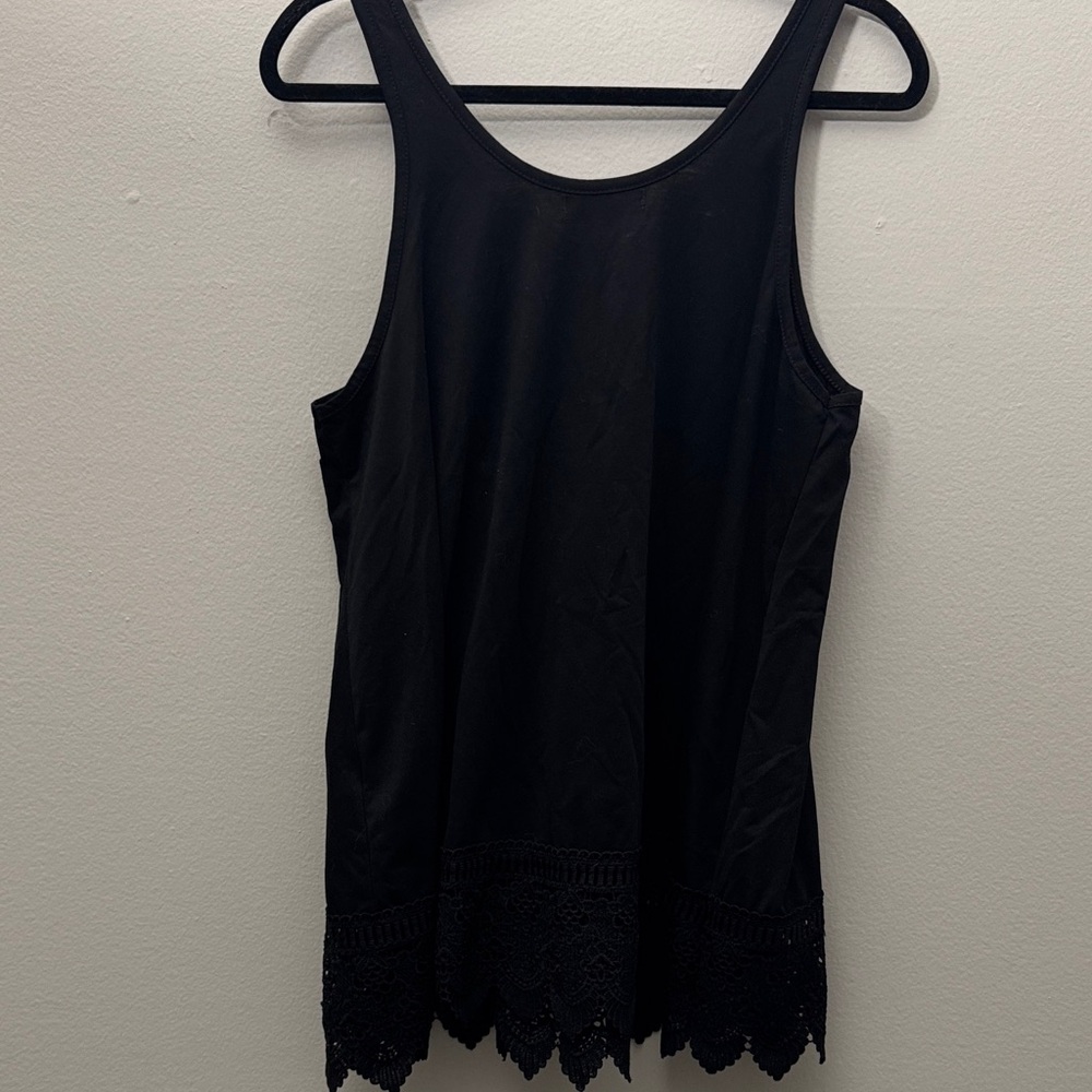 Black Lace Hem Tank Top - Picture 5 of 5